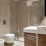 Porta Del Mare - Luxury Beachfront By Leading Апартаменты Салерно