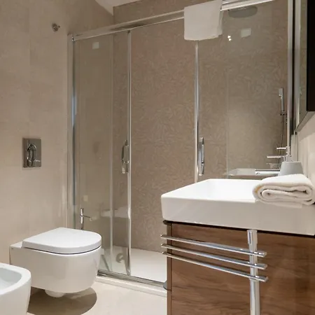 Porta Del Mare - Luxury Beachfront Apartment Salerno