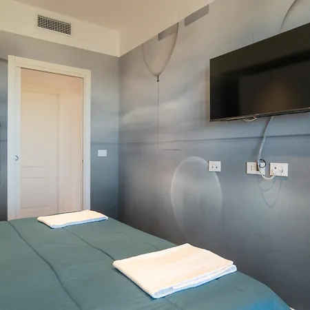 Porta Del Mare - Luxury Beachfront Apartment Salerno