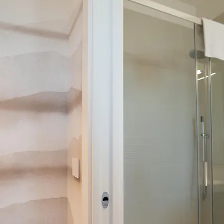 Porta Del Mare - Luxury Beachfront Apartment Salerno