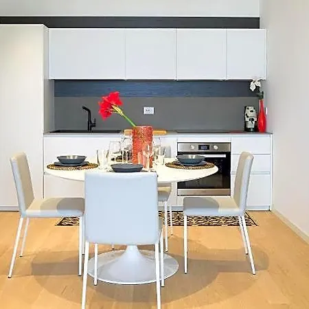 Apartament Porta Del Mare - Luxury Beachfront By Leading