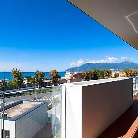 Apartament Porta Del Mare - Luxury Beachfront By Leading Salerno