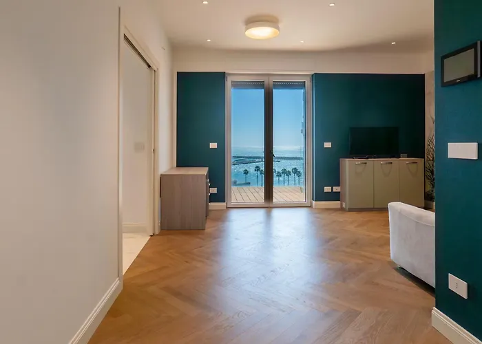 Porta Del Mare - Luxury Beachfront דירה